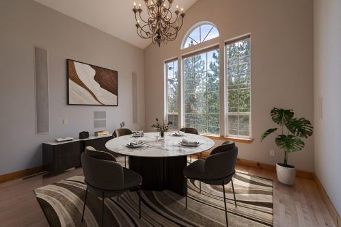 14520 Reed Ave, Truckee CA 96161-3610 exterior