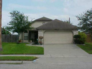 4614 Wales Dr, Corpus Christi, TX 78413-4341