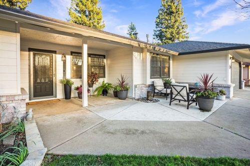 339 Black Oak Dr, Chico CA  95926-2100 exterior