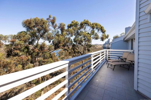 11074 Caminito Vista Pacifica, San Diego CA  92131-2398 exterior