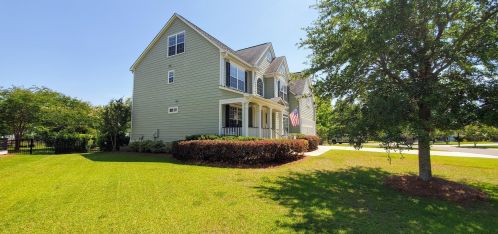 2979 Riverwood Dr, Mount Pleasant SC  29466-8165 exterior