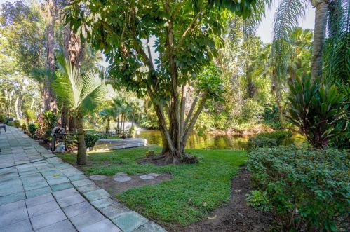 200 El Camino Dr, Winter Haven FL  33884-1696 exterior