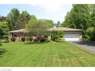 12305 Calvin Dr, Cleveland, OH 44141-2241