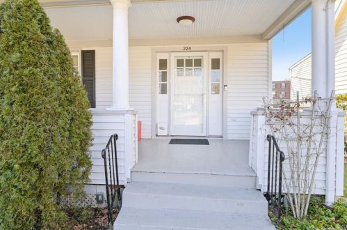 224 Glen Ave, Rye Brook NY  10573-2525 exterior