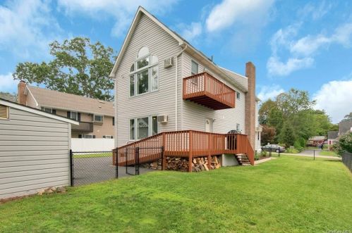 995 Linda Ave, Thornwood NY  10594-1636 exterior