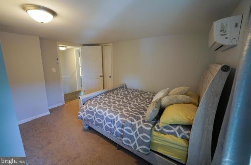 411 6th St, Laurel DE  19956-1363 exterior