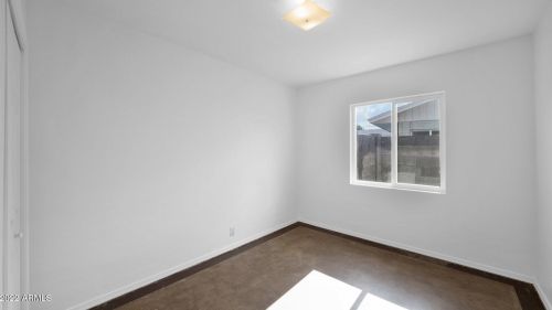 4522 11 Ave, Phoenix AZ 85013-1017 exterior