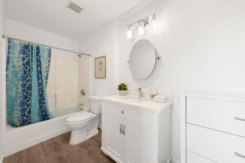 961 Selby Ln, San Jose CA  95127-1151 exterior