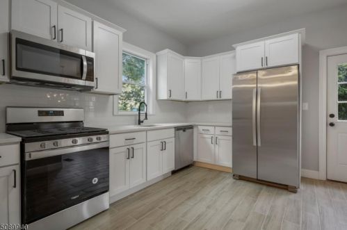 70 Greenwood Ave, East Orange, NJ 07017-5106