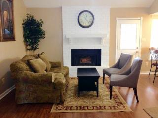 1421 Morning Dr, Lake Charles LA  70611-4517 exterior