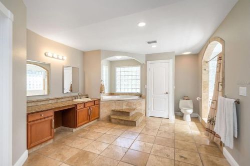 602 1st Ave, Ruskin FL  33570-4002 exterior