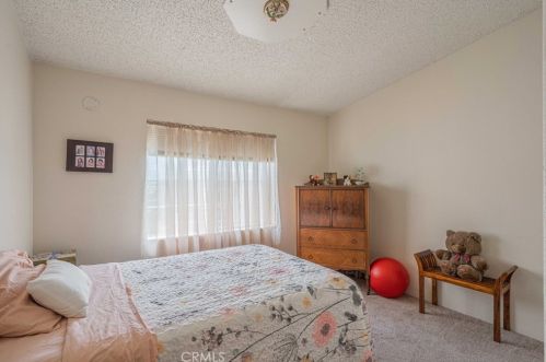 32389 Valley View Ave, Lake Elsinore CA  92530-0518 exterior