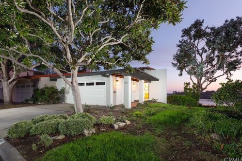 321 Avenida Cerritos, Newport Beach, CA 92660-3905