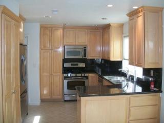 3092 Tonopah Cir, Pleasanton CA  94588-4042 exterior