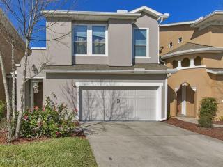 6163 Clearsky Dr, Jacksonville, FL 32258-8431