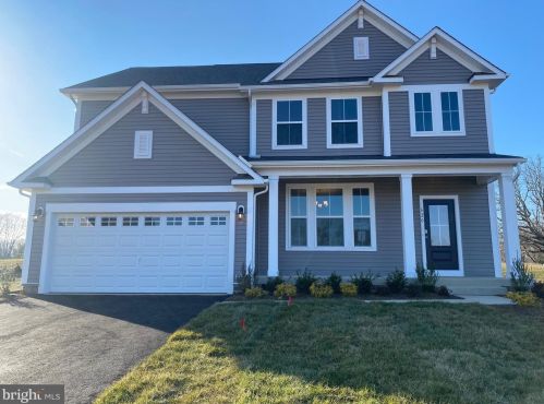 620 Collingwood Dr, Fredericksburg, VA 22405