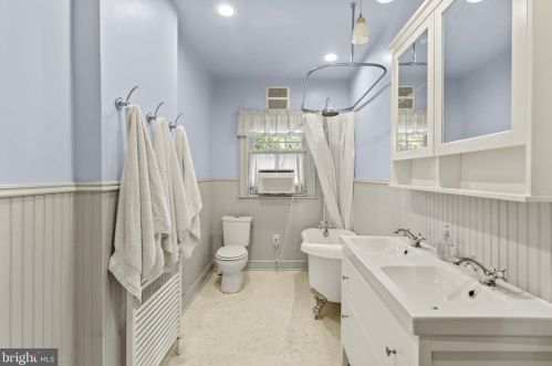 101 Clf Ter, Wyncote PA 19095-1505 exterior