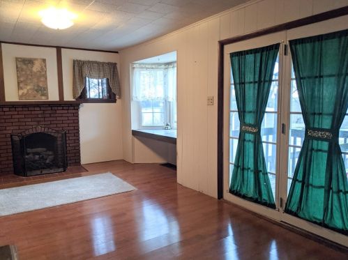 300 Narrows Rd, South Connellsville, PA 15425-6138