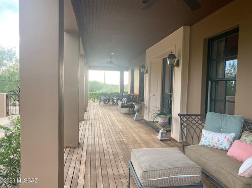 7422 Mystic Cyn Dr, Tucson AZ 85718-7805 exterior