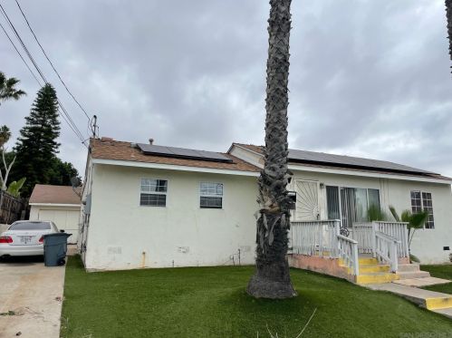 5275 Reynolds St, San Diego CA  92114-6241 exterior