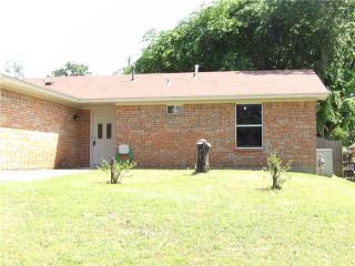 1920 Paisley St, Denton TX  76209-4746 exterior