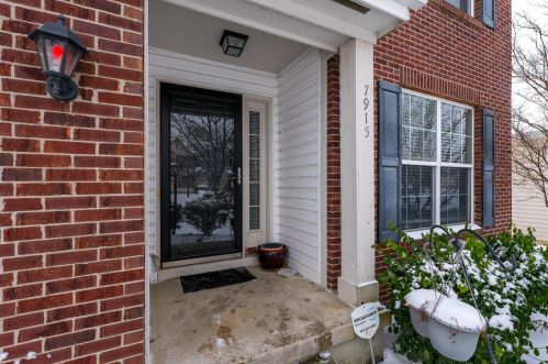 7915 Black Willow Dr, Blacklick, OH 43004-8074