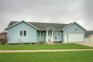 622 Sal Ave, Dunkerton, IA 50626-9694