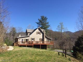 1972 Shook Cove Rd, Tuckasegee, NC 28783-6337