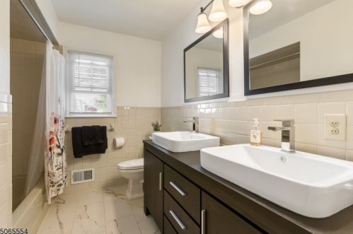 220 Martine Ave, Fanwood NJ  07023-1337 exterior