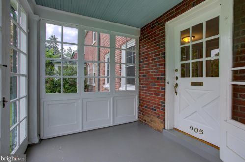 905 President Ave, Lancaster, PA 17603-2627