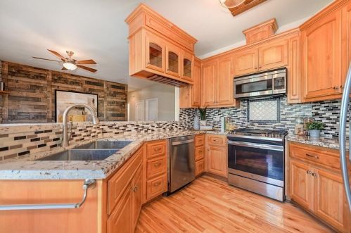 10570 Alta Sierra Dr, Grass Valley CA  95949-6840 exterior