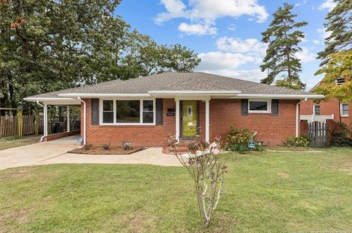 3107 Marita Dr, Fayetteville, NC 28301-3279