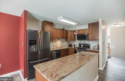 21 Fawn Ct, Lumberton Township NJ  08048-4279 exterior