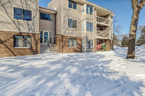 14835 Endicott Way, Saint Paul, MN 55124-6439