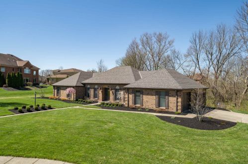 2096 Vina Ln, Covington, KY 41017-5325
