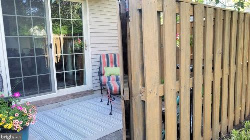 2907 Brookhaven Dr, Yardley PA  19067-6394 exterior