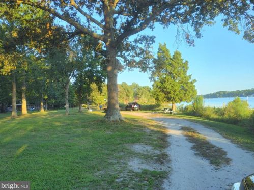 33907 Woodland Cir, Lewes DE  19958-5207 exterior