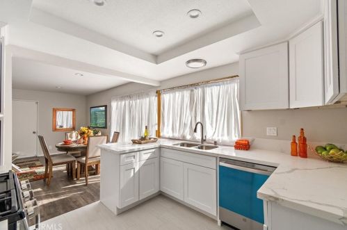 5033 Elderhall Ave, Lakewood CA  90712-2849 exterior