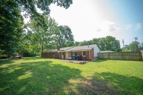 3 Gumbert Dr, Amelia OH  45102-1438 exterior