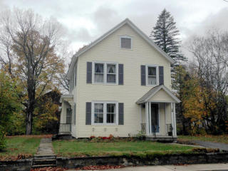 38 King St, Riverbank, NY 12885-1318