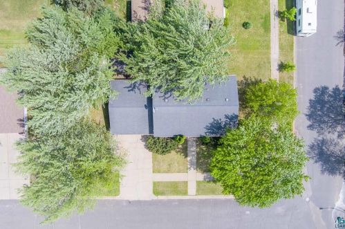 3402 Outer Dr, Hibbing MN 55746-2659 exterior