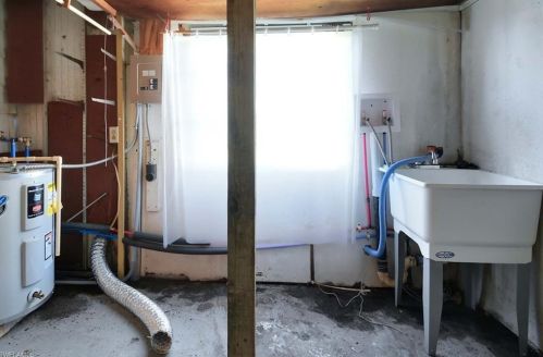 23 Derhenson Dr, Naples FL  34114-8202 exterior