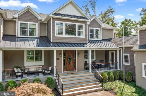 500 Court St, Gardenville PA  18901-4422 exterior