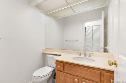 11278 Caminito Aclara, San Diego CA  92126-6101 exterior