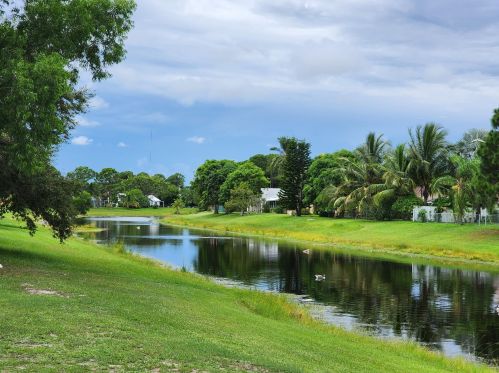 1726 Berkshire Blvd, Fort Pierce FL 34952-7112 exterior