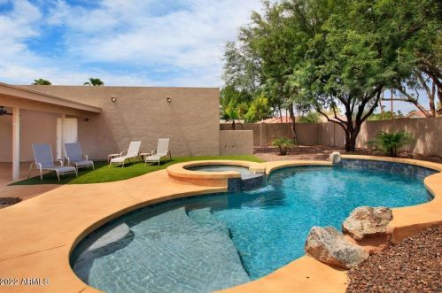 7798 Windrose Dr, Scottsdale AZ  85260-4812 exterior