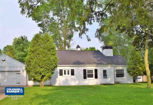 1118 Park Ave, Pensaukee, WI 54153-2026