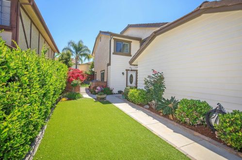 876 Beachnut Ave, Simi Valley, CA 93065-5278