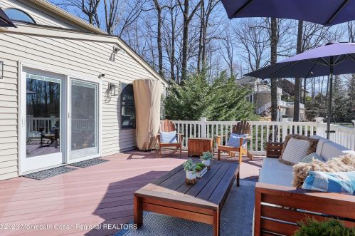 162 Borden Rd, Middletown NJ  07748-3050 exterior