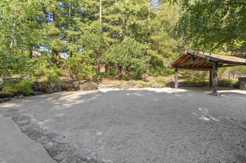 170 Josselyn Ln, Redwood City CA  94062-3610 exterior